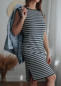 nowa elastyczna sukienka w paski Nicole Miller / 87 % TENCEL / r. L-XL