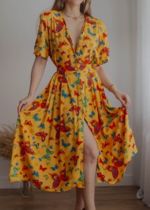 Żółta sukienka midi w motyle Vintage/ 100 % wiskoza/ r. L