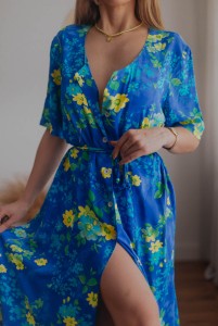 Niebieska sukienka w kwiaty Vintage/ 100 % WISKOZA/ r. L