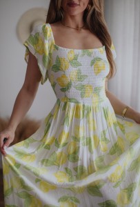 Delikatna hiszpanka w cytryny Pepco / 100 % WISKOZA / r. XL